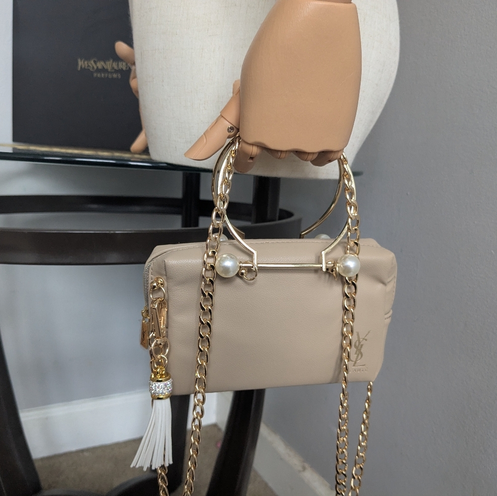 Yves Saint Laurent Beige Handbag with Gold Accents - Picture 11 of 13
